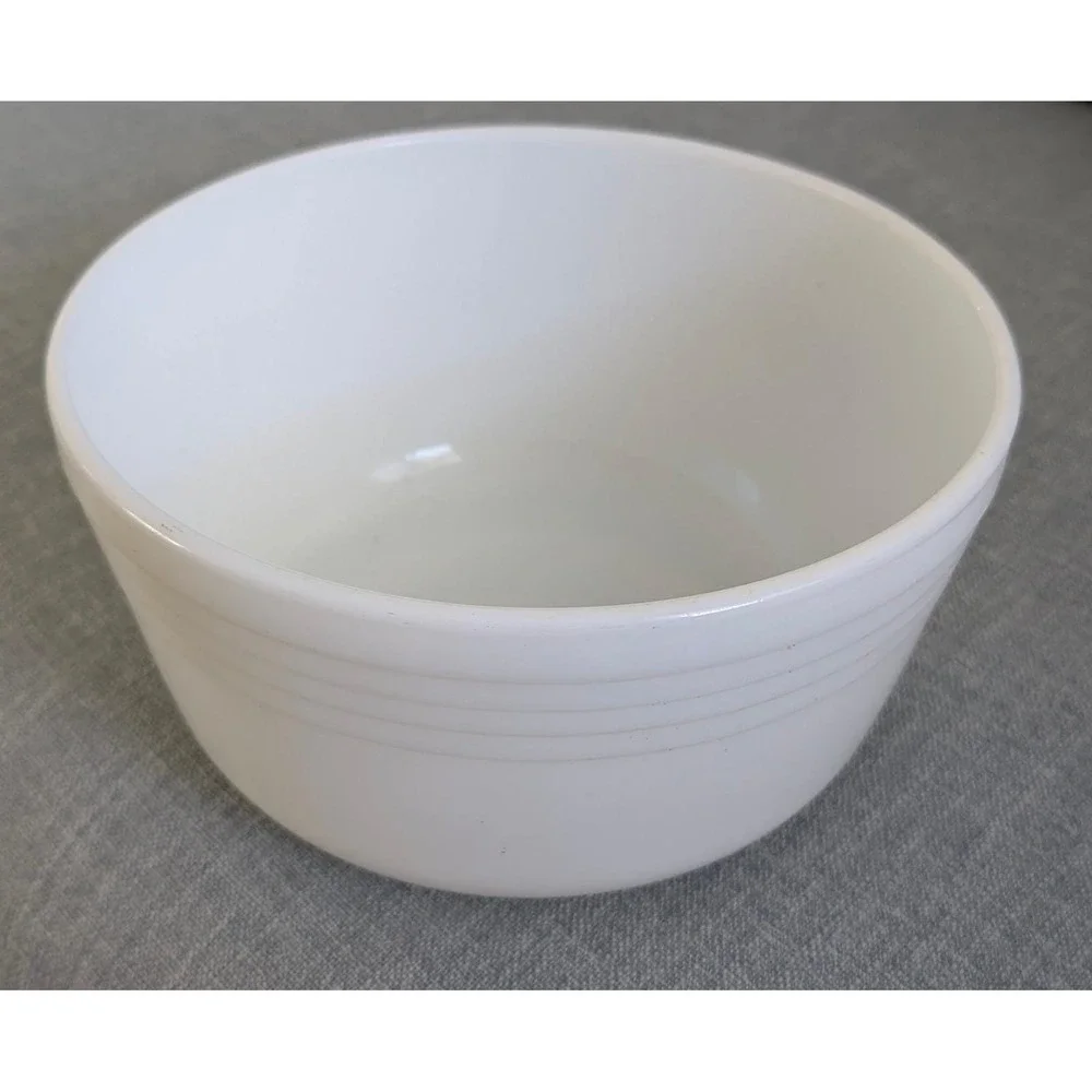 Hamilton Beach Scalloped/Ribbed Milk Glass Stand Mixer Bowl Large 9